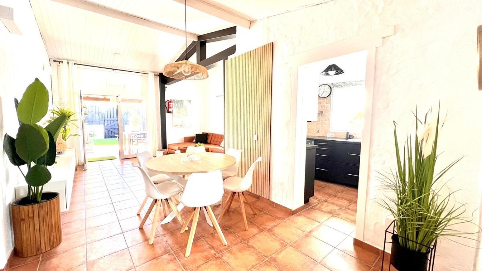 Oasis Beach Holiday Home With Jacuzzi Playa del Ingles  Dış mekan fotoğraf